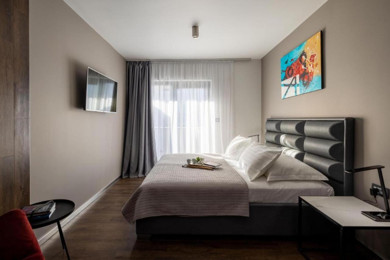 Roof 69 Rooms Split Kültér fotó